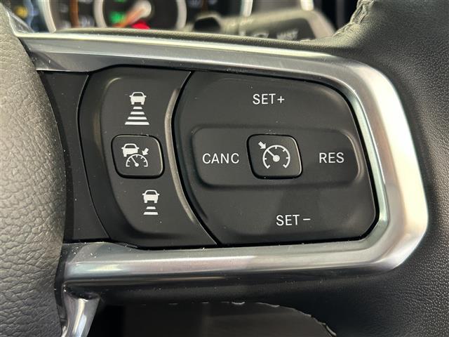 ジープ・ラングラーアンリミテッド サハラ　純正ナビ　アルパイン製プレミアムスピーカー　ブレーキアシストＰａｒｋＳｅｎｓｅフロント　リアパークアシスト　リアバックアップカメラ（29枚目）
