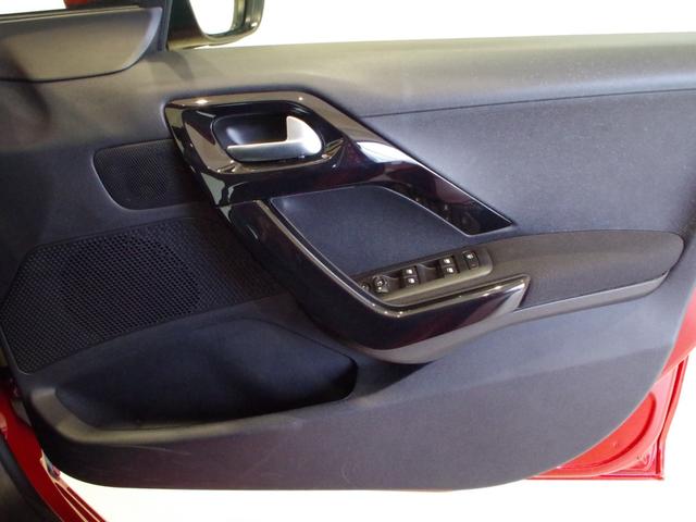 ファーストセレクション 240台限定車 アクティブシティブレーキ クルーズコントロール アイドリングストップ マルチファンクションステアリング Bluetooth接続 USB ETC オートライト フォグランプ(32枚目)
