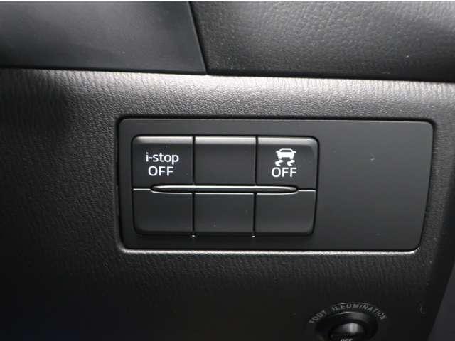 アクセラ 1.5 15S バックガイドモニター ETC ナビ ナビTV 衝突防止装置 スマートキー&プッシュスタート オートクルーズ パワーウィンドウ 地デジフルセグ 整備記録簿 サイドエアバッグ エアコン パワステ ETC(11枚目)