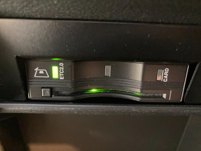ジープ・レネゲード リミテッド　純正ナビ　バックカメラ　レザーシート　ブラインドスポットモニター　ＥＴＣ２．０　衝突軽減ブレーキ　アダプティブクルーズコントロール　ドライブレコーダー　シートヒーター　プッシュスタート（23枚目）
