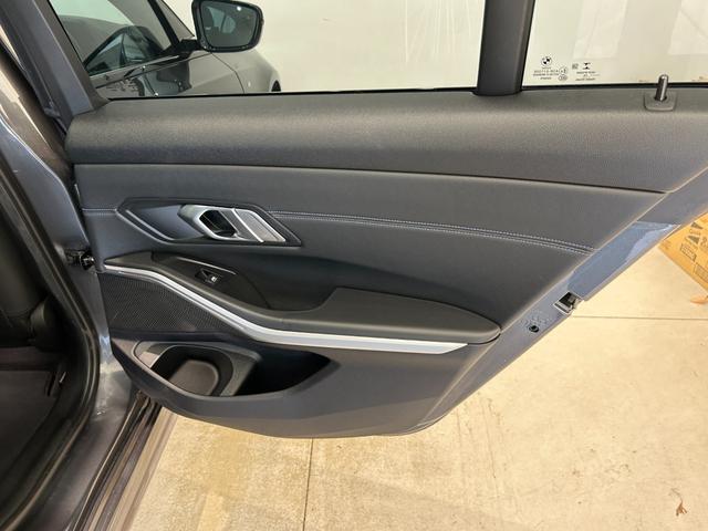 ３シリーズ ３２０ｄ　ｘＤｒｉｖｅ　Ｍスポーツ　ハーフレザーシート　シートヒーター　純正ＨＤＤナビ　ＡｐｐｌｅＣａｒＰｌａｙ　バックカメラ　コーナーセンサー　ワイヤレス充電　Ａクルーズコントロール　前後ドライブレコーダー　ＥＴＣ２．０　ＬＥＤライト（52枚目）