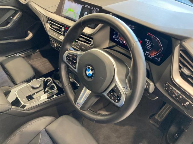 １シリーズ １１８ｄ　Ｍスポーツ　バックカメラ　コーナーセンサー　パーキングアシスト　前後ドライブレコーダー！　ＥＴＣ２．０　Ａクルーズコントロール　ワイヤレス充電　ＡｐｐｌｅＣａｒＰｌａｙ！　パワートランクドア　ＬＥＤヘッド／フォグ（47枚目）