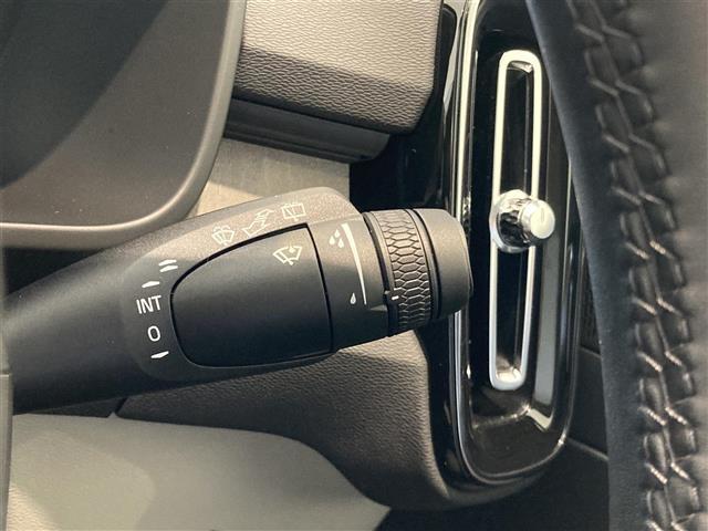 ＸＣ４０ アルティメット　Ｂ４　ＡＷＤ　ワンオーナー　パノラマサンルーフ　レザーシート　シートＨ　ハンドルＨ　ハーマンカードン　ＣａｒＰｌａｙ　３６０°カメラ　コーナーセンサー　Ａクルーズコントロール　ＥＴＣ　前後ドライブレコーダー　ＬＥＤ（23枚目）