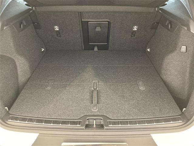 ＸＣ４０ アルティメット　Ｂ４　ＡＷＤ　ワンオーナー　パノラマサンルーフ　レザーシート　シートＨ　ハンドルＨ　ハーマンカードン　ＣａｒＰｌａｙ　３６０°カメラ　コーナーセンサー　Ａクルーズコントロール　ＥＴＣ　前後ドライブレコーダー　ＬＥＤ（33枚目）