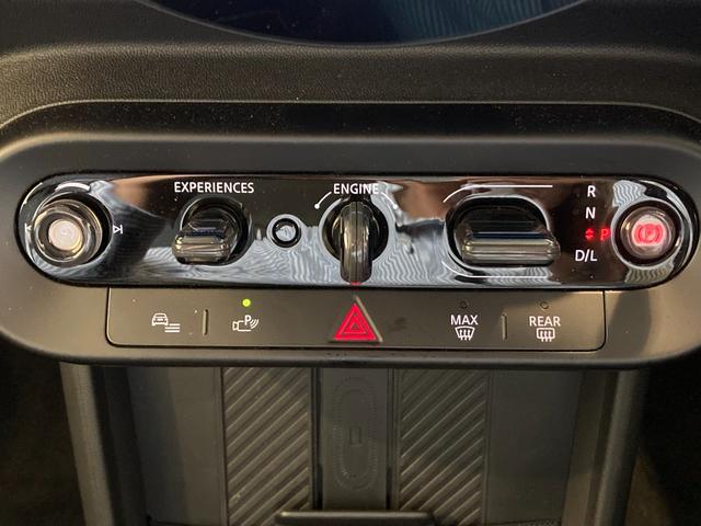 ＭＩＮＩ クーパー　Ｃ　ワンオーナー　シートヒーター　ハンドルヒーター　バックカメラ　コーナーセンサー　ＣａｒＰｌａｙ　アンドロイドオート　Ａクルーズコントロール　前後ドライブレコーダー　ワイヤレス充電　ＥＴＣ２．０　ＬＥＤ（22枚目）