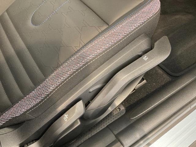 ＭＩＮＩ クーパー　Ｃ　ワンオーナー　シートヒーター　ハンドルヒーター　バックカメラ　コーナーセンサー　ＣａｒＰｌａｙ　アンドロイドオート　Ａクルーズコントロール　前後ドライブレコーダー　ワイヤレス充電　ＥＴＣ２．０　ＬＥＤ（26枚目）