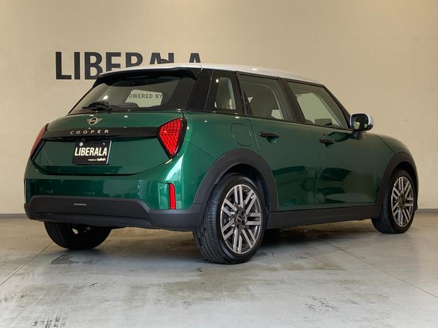 ＭＩＮＩ クーパー　Ｃ　ワンオーナー　シートヒーター　ハンドルヒーター　バックカメラ　コーナーセンサー　ＣａｒＰｌａｙ　アンドロイドオート　Ａクルーズコントロール　前後ドライブレコーダー　ワイヤレス充電　ＥＴＣ２．０　ＬＥＤ（66枚目）