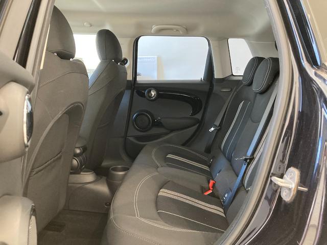 ＭＩＮＩ クーパーＳ　純正ＨＤＤナビ　バックカメラ　コーナーセンサー　パーキングアシスト　フルセグテレビ　Ａクルーズコントロール　前後ドライブレコーダー　ＥＴＣ２．０　ＬＥＤライト　ユニオンジャックライト　ＤＶＤプレーヤー（48枚目）