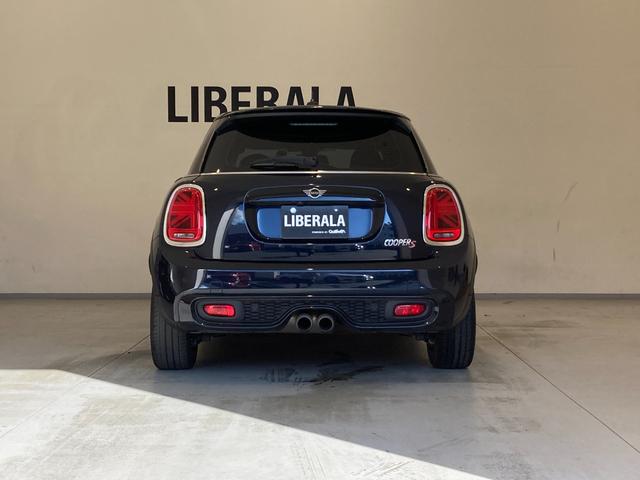 ＭＩＮＩ クーパーＳ　純正ＨＤＤナビ　バックカメラ　コーナーセンサー　パーキングアシスト　フルセグテレビ　Ａクルーズコントロール　前後ドライブレコーダー　ＥＴＣ２．０　ＬＥＤライト　ユニオンジャックライト　ＤＶＤプレーヤー（65枚目）