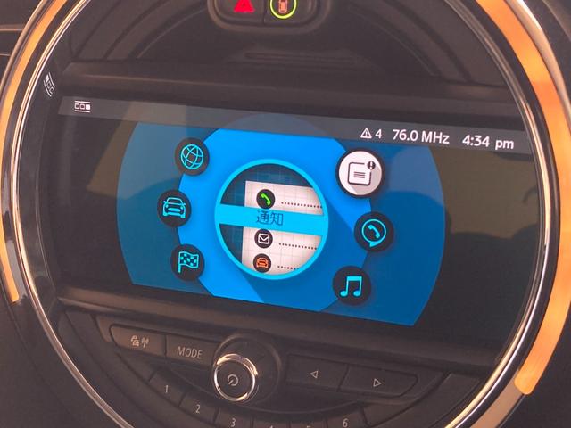 ＭＩＮＩ クーパーＤ　純正ナビ　Ｂｌｕｅｔｏｏｔｈ／ＵＳＢ　スマートキー　プッシュスタート　ＥＴＣ　前後ドライブレコーダー　インテリジェントセーフティ　パーキングアシスト　ＬＥＤヘッドライト／フォグランプ　ＵＫテールランプ（11枚目）