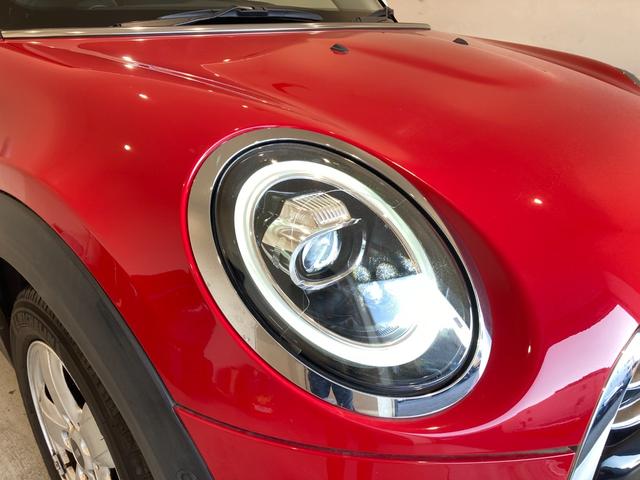 ＭＩＮＩ クーパーＤ　純正ナビ　Ｂｌｕｅｔｏｏｔｈ／ＵＳＢ　スマートキー　プッシュスタート　ＥＴＣ　前後ドライブレコーダー　インテリジェントセーフティ　パーキングアシスト　ＬＥＤヘッドライト／フォグランプ　ＵＫテールランプ（55枚目）