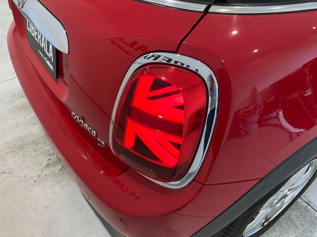 ＭＩＮＩ クーパーＤ　純正ナビ　Ｂｌｕｅｔｏｏｔｈ／ＵＳＢ　スマートキー　プッシュスタート　ＥＴＣ　前後ドライブレコーダー　インテリジェントセーフティ　パーキングアシスト　ＬＥＤヘッドライト／フォグランプ　ＵＫテールランプ（65枚目）