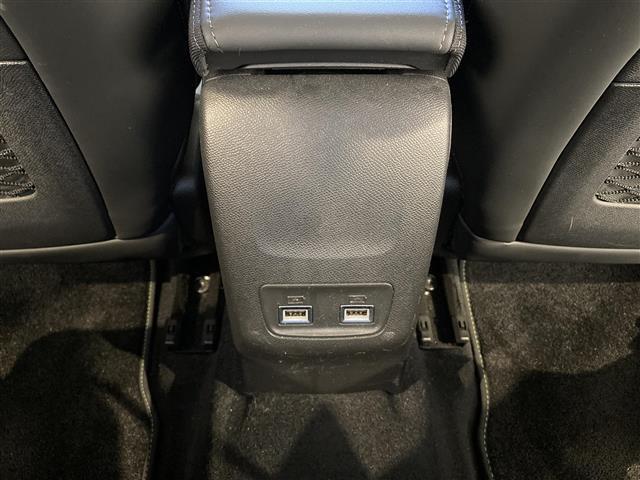 ２０８ ＧＴライン　ハーフレザーシート　ディスプレイオーディオ　バックカメラ　ワイヤレス充電　ドラレコ　純正１７インチアルミ　ＬＥＤヘッドランプ（15枚目）