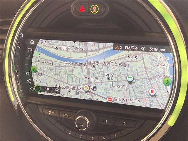 ＭＩＮＩ クーパー　純正ナビ　バックカメラ　ＥＴＣ　純正アルミ　ＬＥＤヘッドランプ　ＬＥＤフォグランプ　ＵＫテールランプ　インテリジェントセーフティ（5枚目）