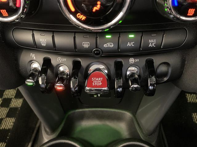 ＭＩＮＩ クーパー　純正ナビ　バックカメラ　ＥＴＣ　純正アルミ　ＬＥＤヘッドランプ　ＬＥＤフォグランプ　ＵＫテールランプ　インテリジェントセーフティ（12枚目）