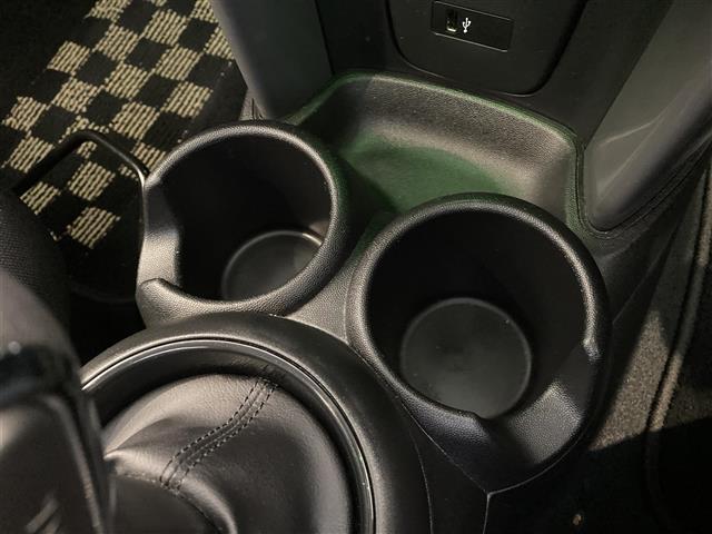 ＭＩＮＩ クーパー　純正ナビ　バックカメラ　ＥＴＣ　純正アルミ　ＬＥＤヘッドランプ　ＬＥＤフォグランプ　ＵＫテールランプ　インテリジェントセーフティ（14枚目）