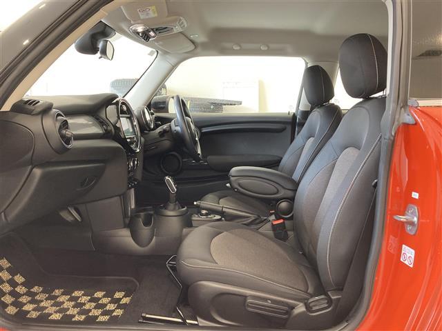 ＭＩＮＩ クーパー　純正ナビ　バックカメラ　ＥＴＣ　純正アルミ　ＬＥＤヘッドランプ　ＬＥＤフォグランプ　ＵＫテールランプ　インテリジェントセーフティ（27枚目）