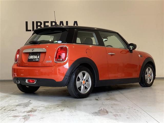 ＭＩＮＩ クーパー　純正ナビ　バックカメラ　ＥＴＣ　純正アルミ　ＬＥＤヘッドランプ　ＬＥＤフォグランプ　ＵＫテールランプ　インテリジェントセーフティ（43枚目）