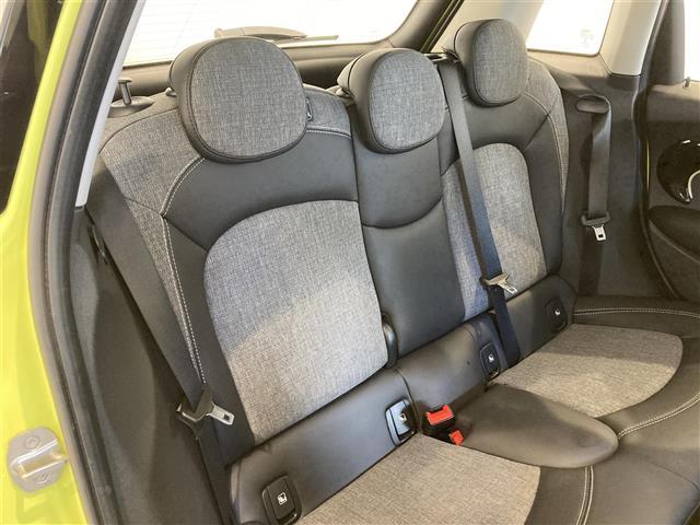 ＭＩＮＩ クーパーＤ　クラシック・トリム　ハーフレザーシート　ディスプレイオーディオ　バックカメラ　ＥＴＣ　ＬＥＤヘッドランプ　ＵＫテールランプ（28枚目）