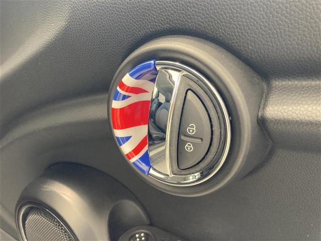 ＭＩＮＩ ヴィクトリア　純正ナビ　バックカメラ　ＥＴＣ　ＬＥＤヘッドランセーフティプ　ＬＥＤフォグランプ　ＵＫテールランプ　インテリジェントセーフティ（22枚目）