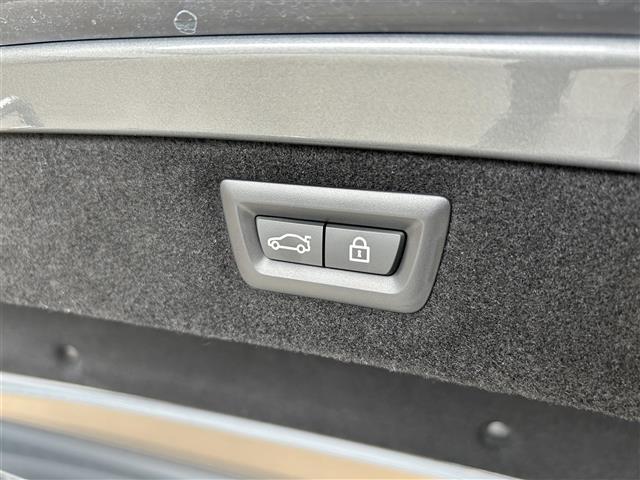 8シリーズ 840i カブリオレ エクスクルーシブ Mスポーツ 360°カメラ コーナーセンサー 革シート シートヒーター ハンドルヒーター シートクーラー Aクルーズコントロール Mサスペンション ヘッドアップディスプレイ スカイスクレーパーグレー ドラレコ(31枚目)