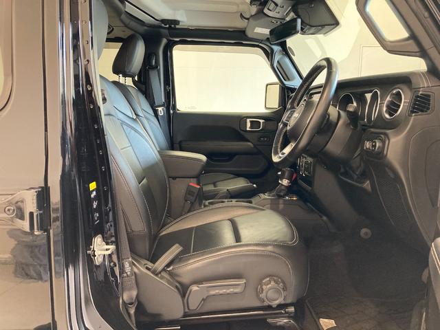 ジープ・ラングラーアンリミテッド サハラ ブラックレザーシート シートH ハンドルH 純正ナビ バックカメラ/フロント/サイド コーナーセンサー パーキングアシスト ETC2.0 LEDライト ALPINEサラウンド! Aクルーズコントロール(10枚目)