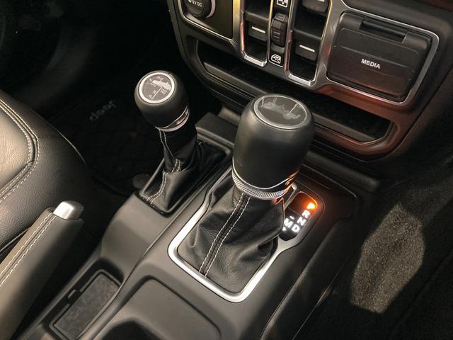 ジープ・ラングラーアンリミテッド サハラ ブラックレザーシート シートH ハンドルH 純正ナビ バックカメラ/フロント/サイド コーナーセンサー パーキングアシスト ETC2.0 LEDライト ALPINEサラウンド! Aクルーズコントロール(22枚目)