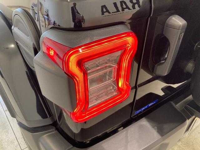 ジープ・ラングラーアンリミテッド サハラ ブラックレザーシート シートH ハンドルH 純正ナビ バックカメラ/フロント/サイド コーナーセンサー パーキングアシスト ETC2.0 LEDライト ALPINEサラウンド! Aクルーズコントロール(74枚目)