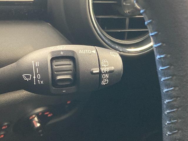 MINI クーパーS セブン ワンオーナー 黒革シート シートヒーター 純正HDDナビ フルセグTV USB Bluetooth バックカメラ インテリジェントセーフティ ETC ドラレコ LEDヘッドランプ LEDフォグランプ(12枚目)