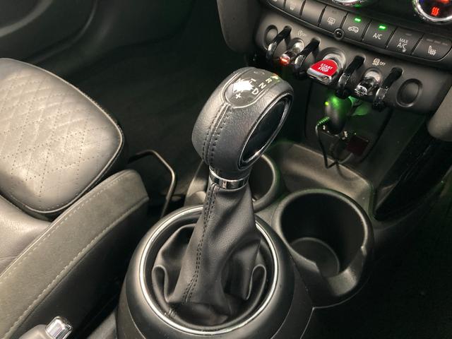 MINI クーパーS セブン ワンオーナー 黒革シート シートヒーター 純正HDDナビ フルセグTV USB Bluetooth バックカメラ インテリジェントセーフティ ETC ドラレコ LEDヘッドランプ LEDフォグランプ(16枚目)
