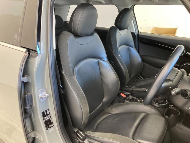 MINI クーパーS セブン ワンオーナー 黒革シート シートヒーター 純正HDDナビ フルセグTV USB Bluetooth バックカメラ インテリジェントセーフティ ETC ドラレコ LEDヘッドランプ LEDフォグランプ(22枚目)