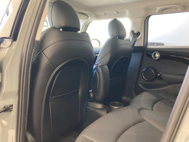 MINI クーパーS セブン ワンオーナー 黒革シート シートヒーター 純正HDDナビ フルセグTV USB Bluetooth バックカメラ インテリジェントセーフティ ETC ドラレコ LEDヘッドランプ LEDフォグランプ(30枚目)