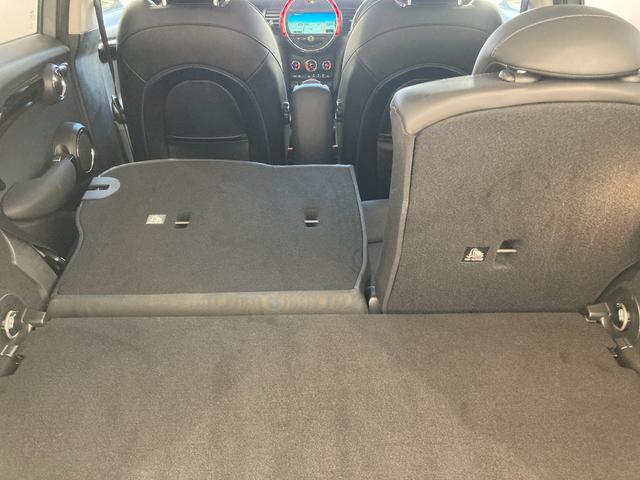 MINI クーパーS セブン ワンオーナー 黒革シート シートヒーター 純正HDDナビ フルセグTV USB Bluetooth バックカメラ インテリジェントセーフティ ETC ドラレコ LEDヘッドランプ LEDフォグランプ(37枚目)