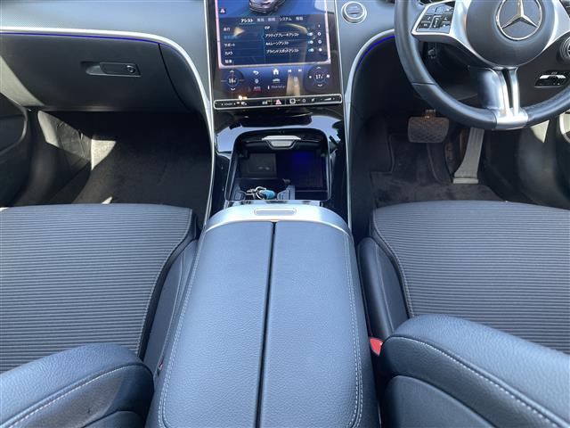 Cクラス C180アバンギャルド ワンオーナー ハーフレザーシート パワーシート シートヒーター 純正ナビ フルセグTV 全方位カメラ ETC 前後ドラレコ パワートランク LEDヘッドランプ(11枚目)