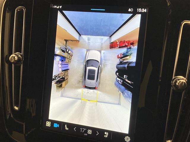 ＸＣ４０ アルティメット　Ｂ４　ＡＷＤ　ダークエディション　ハーフレザーシート　パワーシート　シートヒーター　ハンドルヒーター　純正ナビ　全方位カメラ　ＥＴＣ　ワイヤレス充電　ＬＥＤヘッドランプ　ＬＥＤフォグランプ（6枚目）