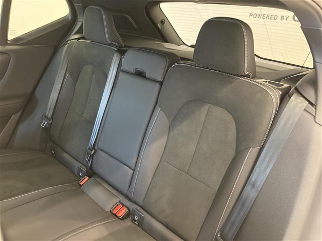 ＸＣ４０ アルティメット　Ｂ４　ＡＷＤ　ダークエディション　ハーフレザーシート　パワーシート　シートヒーター　ハンドルヒーター　純正ナビ　全方位カメラ　ＥＴＣ　ワイヤレス充電　ＬＥＤヘッドランプ　ＬＥＤフォグランプ（25枚目）