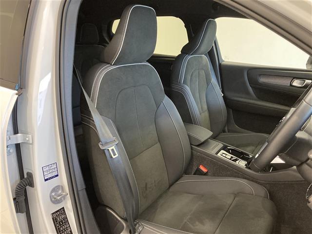 ＸＣ４０ アルティメット　Ｂ４　ＡＷＤ　ダークエディション　ハーフレザーシート　パワーシート　シートヒーター　ハンドルヒーター　純正ナビ　全方位カメラ　ＥＴＣ　ワイヤレス充電　ＬＥＤヘッドランプ　ＬＥＤフォグランプ（29枚目）