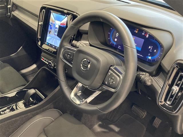 ＸＣ４０ アルティメット　Ｂ４　ＡＷＤ　ダークエディション　ハーフレザーシート　パワーシート　シートヒーター　ハンドルヒーター　純正ナビ　全方位カメラ　ＥＴＣ　ワイヤレス充電　ＬＥＤヘッドランプ　ＬＥＤフォグランプ（31枚目）