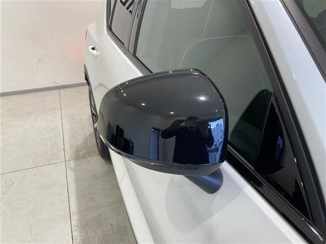 ＸＣ４０ アルティメット　Ｂ４　ＡＷＤ　ダークエディション　ハーフレザーシート　パワーシート　シートヒーター　ハンドルヒーター　純正ナビ　全方位カメラ　ＥＴＣ　ワイヤレス充電　ＬＥＤヘッドランプ　ＬＥＤフォグランプ（33枚目）