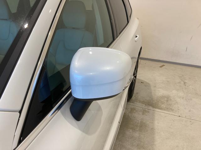 ＸＣ６０ Ｄ４　ＡＷＤ　インスクリプション　グレー革シート　パワーシート　シートヒーター　シートクーラー　ハンドルヒーター　ヘッドアップディスプレイ　純正ナビ　フルセグ　ＥＴＣ　前後ドラレコ　パワーバックドア　ＬＥＤヘッドランプ　フォグランプ！（67枚目）