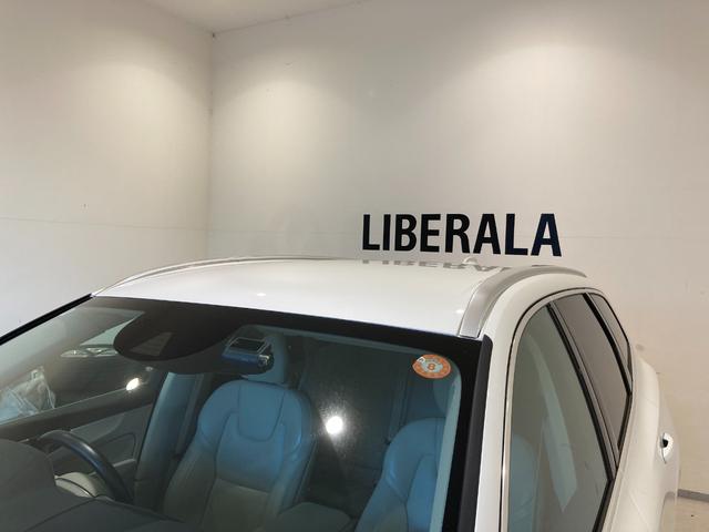 ＸＣ６０ Ｄ４　ＡＷＤ　インスクリプション　グレー革シート　パワーシート　シートヒーター　シートクーラー　ハンドルヒーター　ヘッドアップディスプレイ　純正ナビ　フルセグ　ＥＴＣ　前後ドラレコ　パワーバックドア　ＬＥＤヘッドランプ　フォグランプ！（73枚目）