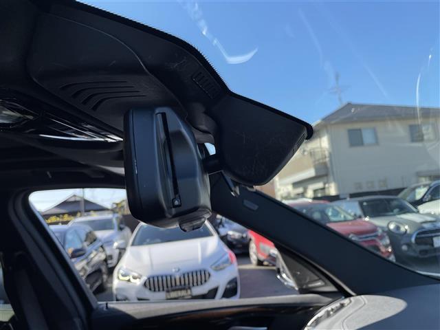 Ｘ３ ｘＤｒｉｖｅ　２０ｄ　Ｍスポーツ　ワンオーナー　パノラマサンルーフ　黒革シート　パワーシート　エアシート　シートヒーター　純正ナビ　フルセグＴＶ　全方位カメラ　ＥＴＣ　前後ドラレコ　ワイヤレス充電　パワーバックドア　ＬＥＤヘッドランプ（5枚目）