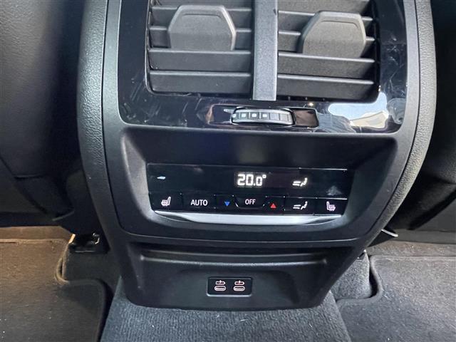 Ｘ３ ｘＤｒｉｖｅ　２０ｄ　Ｍスポーツ　ワンオーナー　パノラマサンルーフ　黒革シート　パワーシート　エアシート　シートヒーター　純正ナビ　フルセグＴＶ　全方位カメラ　ＥＴＣ　前後ドラレコ　ワイヤレス充電　パワーバックドア　ＬＥＤヘッドランプ（14枚目）