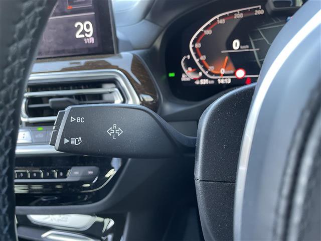 Ｘ３ ｘＤｒｉｖｅ　２０ｄ　Ｍスポーツ　ワンオーナー　パノラマサンルーフ　黒革シート　パワーシート　エアシート　シートヒーター　純正ナビ　フルセグＴＶ　全方位カメラ　ＥＴＣ　前後ドラレコ　ワイヤレス充電　パワーバックドア　ＬＥＤヘッドランプ（15枚目）