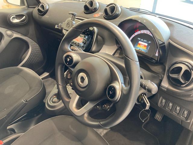 スマートフォーフォー パッション ワンオーナー シートヒーター オートエアコン 純正オーディオ Bluetooth バックカメラ クルーズコントロール アイドリングストップ 衝突軽減ブレーキアシスト ETC ESP フォグランプ!!!(29枚目)