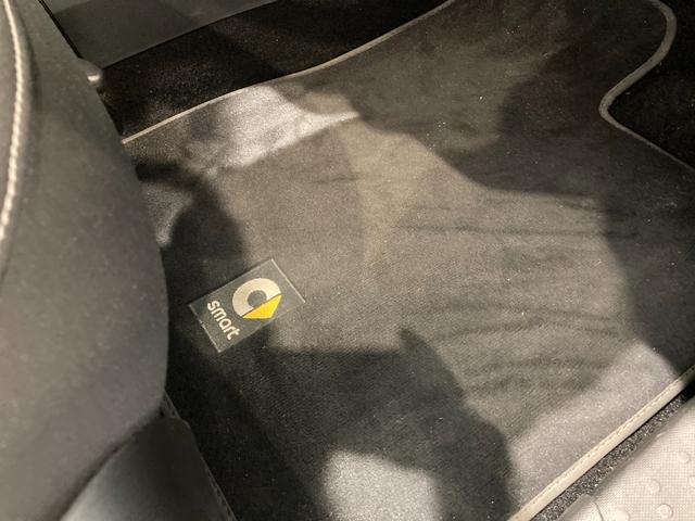 スマートフォーフォー パッション ワンオーナー シートヒーター オートエアコン 純正オーディオ Bluetooth バックカメラ クルーズコントロール アイドリングストップ 衝突軽減ブレーキアシスト ETC ESP フォグランプ!!!(54枚目)