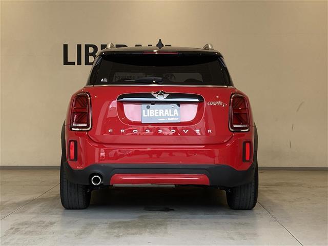 MINI クーパーD クロスオーバー エッセンシャル・トリム ハーフレザーシート 純正HDDナビ CarPlay バックカメラ コーナーセンサー Aクルーズコントロール パワーバックドア ETC2.0 衝突警告 ユニオンジャックテールライト アンビエントライト(5枚目)