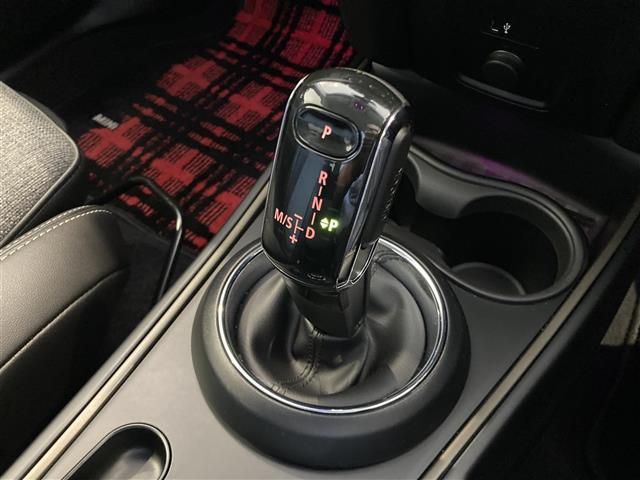 MINI クーパーD クロスオーバー エッセンシャル・トリム ハーフレザーシート 純正HDDナビ CarPlay バックカメラ コーナーセンサー Aクルーズコントロール パワーバックドア ETC2.0 衝突警告 ユニオンジャックテールライト アンビエントライト(21枚目)