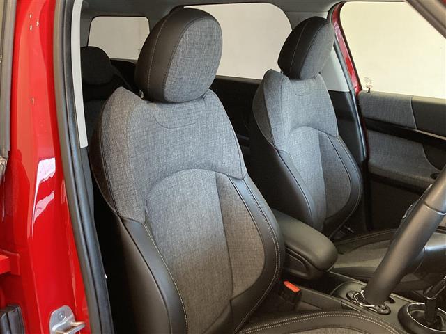 MINI クーパーD クロスオーバー エッセンシャル・トリム ハーフレザーシート 純正HDDナビ CarPlay バックカメラ コーナーセンサー Aクルーズコントロール パワーバックドア ETC2.0 衝突警告 ユニオンジャックテールライト アンビエントライト(34枚目)