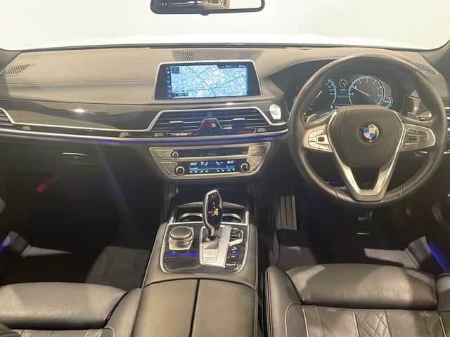 ７シリーズ ７４０ｉ　Ｍスポーツ　ブラックレザーシート　全席シートヒーター　ＬＥＤヘッドライト　オートライト　ＡＣＣ　３６０カメラ　Ｂｌｕｅｔｏｏｔｈ／ＣＤ／ＤＶＤ　ＵＳＢ／ＴＶ　ＥＴＣ２．０　ドライブレコーダー　パワーリアゲート（4枚目）